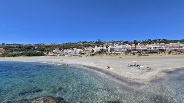 Ubebygd land til salgs i Manilva Pueblo, Manilva - € 12 367 469 (Ref: 8940364)