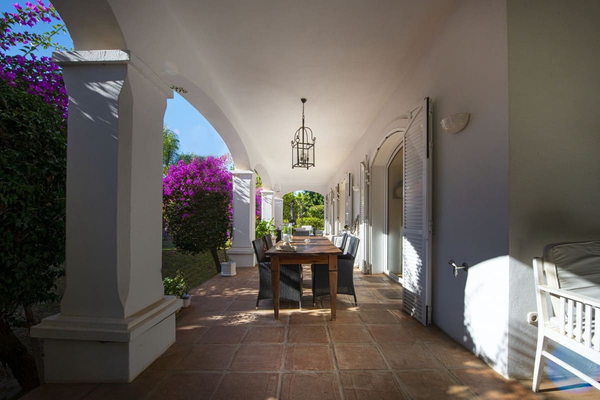 3 bedroom Villa for sale in Guadalmina with pool - € 3,750,000 (Ref: 8941204)