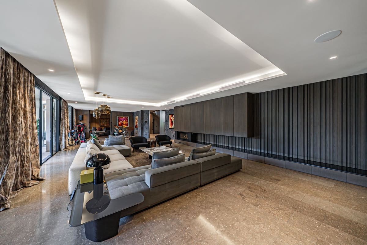 10 soverom Villa til salgs i Guadalmina med garasje - € 11 500 000 (Ref: 8978749)