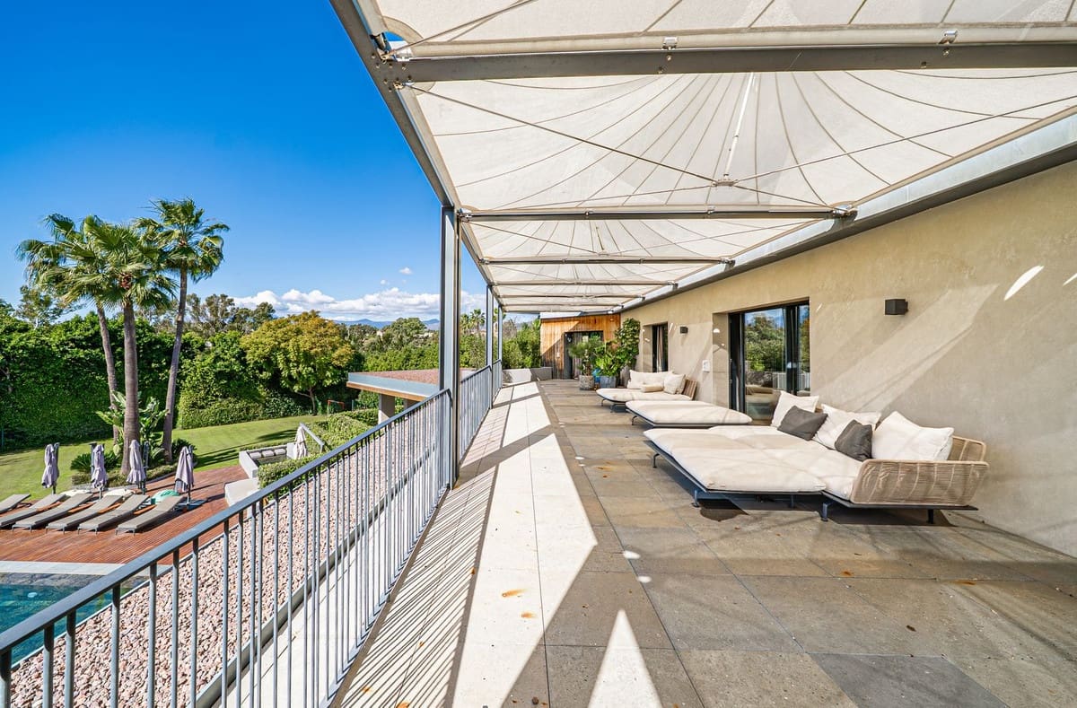 10 soverom Villa til salgs i Guadalmina med garasje - € 11 500 000 (Ref: 8978749)