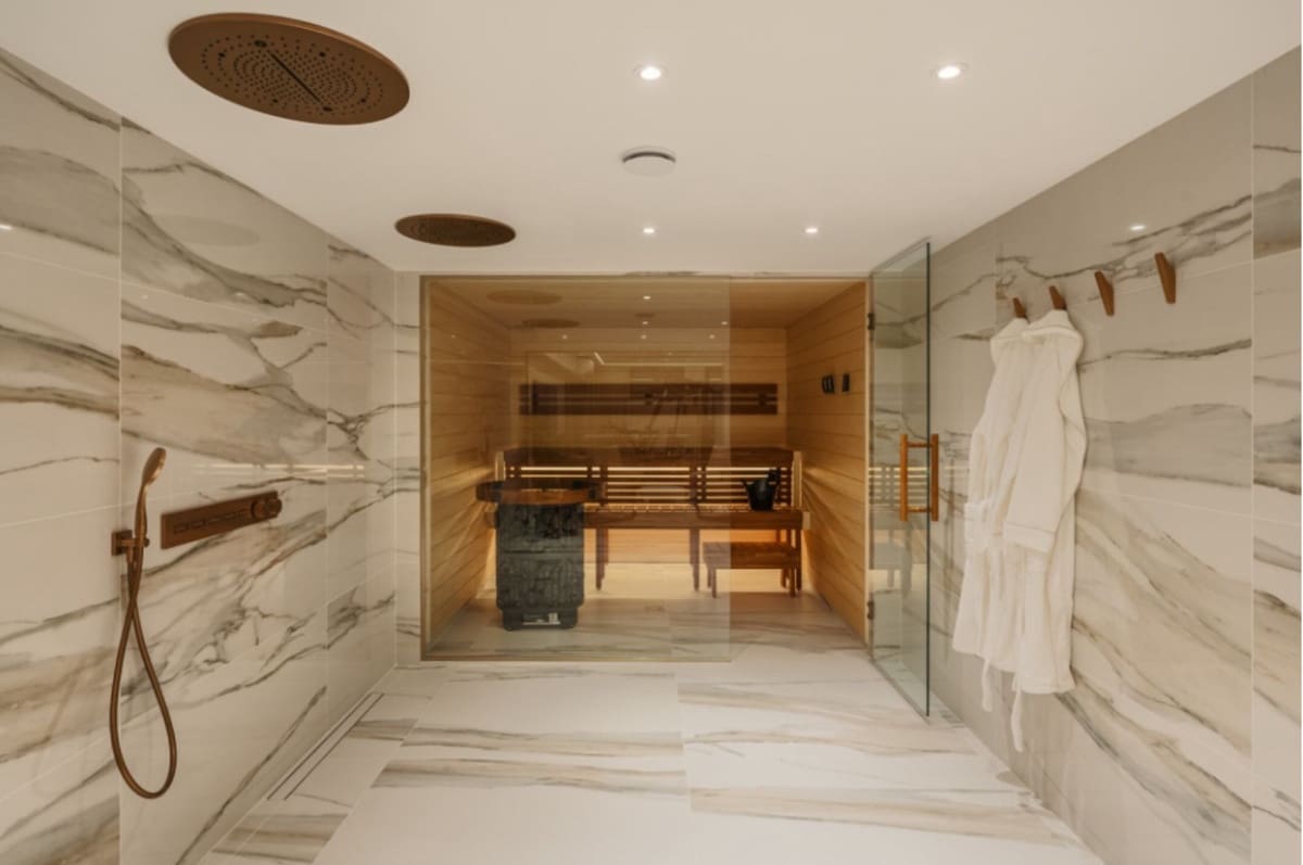 5 soverom Villa til salgs i Golden Mile med svømmebasseng - € 7 550 000 (Ref: 8978753)