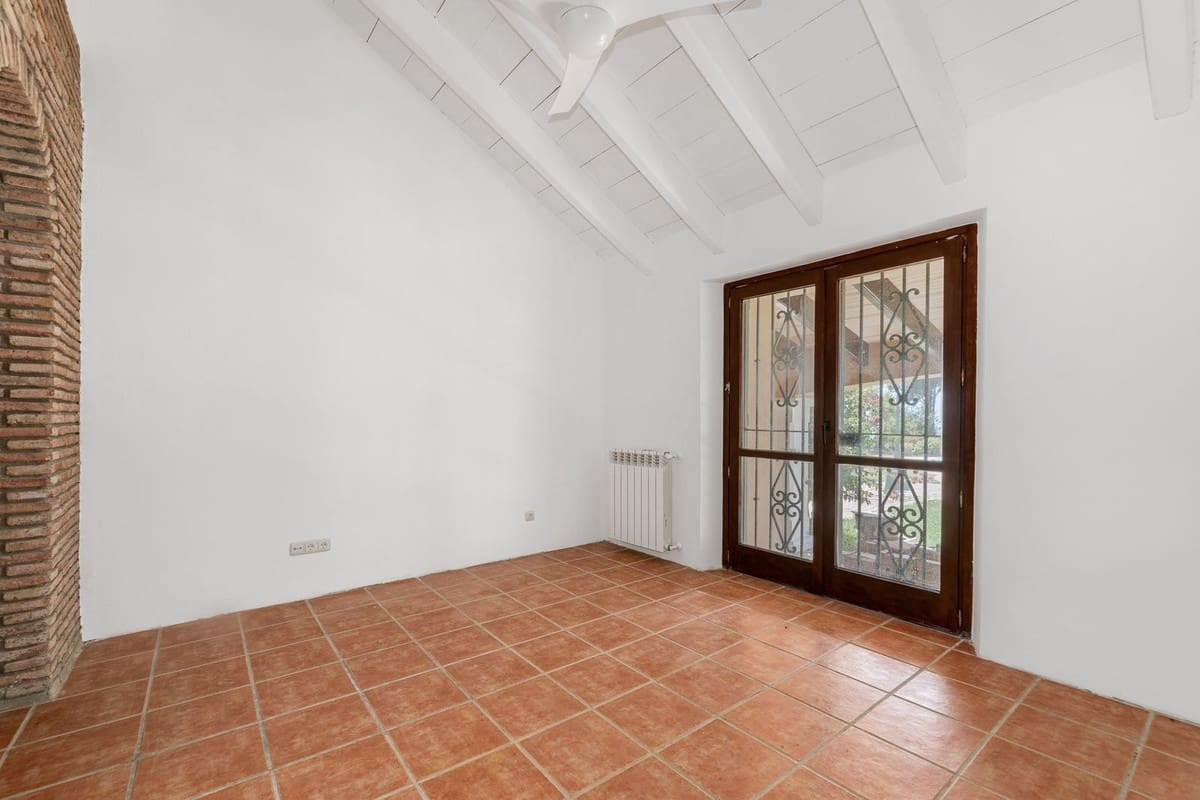 6 soverom Finca/Herregård til salgs i Manilva - € 3 800 000 (Ref: 8978770)