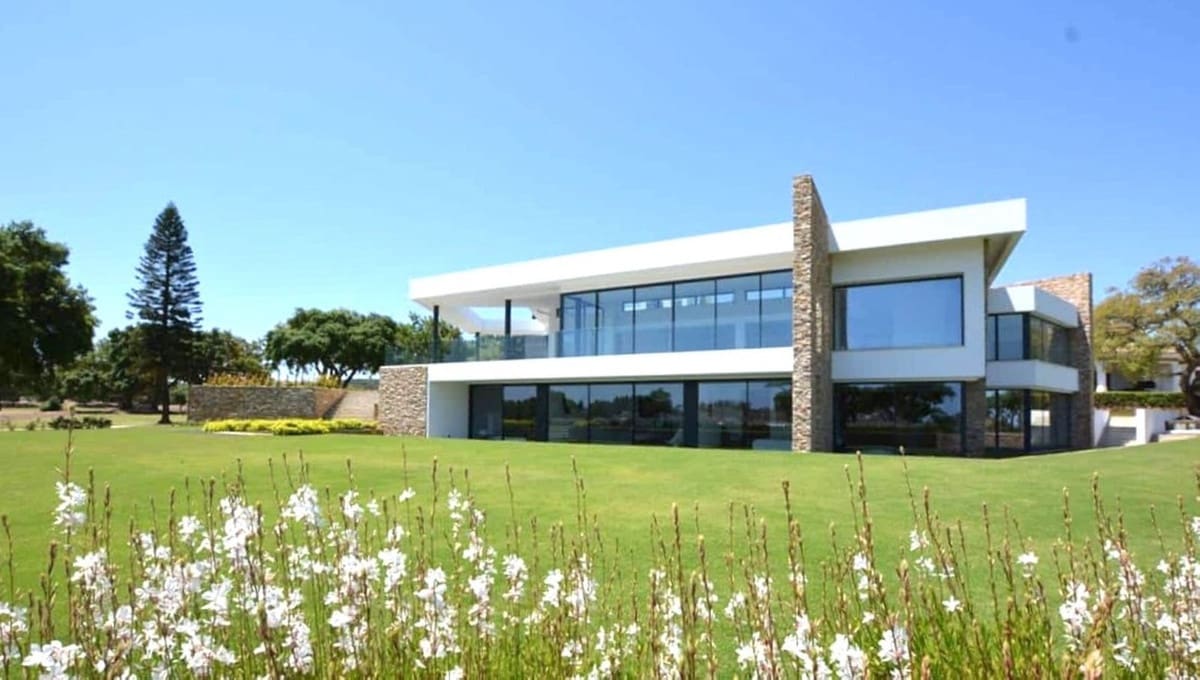 6 soveværelse Villa til salg i Sotogrande med swimmingpool - € 4.500.000 (Ref: 8978774)