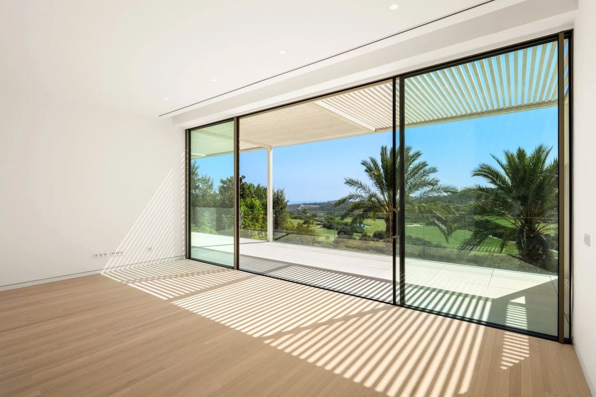 5 slaapkamer Villa te koop in Casares met zwembad - € 8.500.000 (Ref: 8978783)