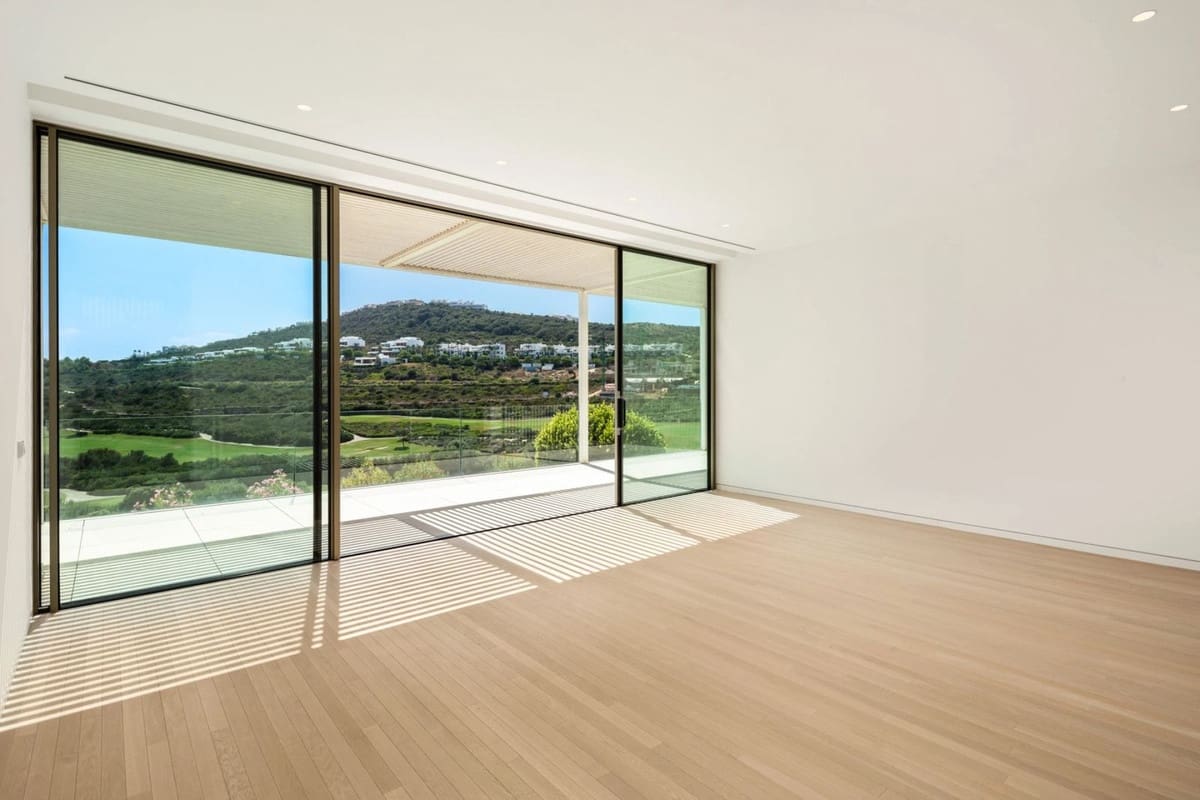 5 slaapkamer Villa te koop in Casares met zwembad - € 8.500.000 (Ref: 8978783)