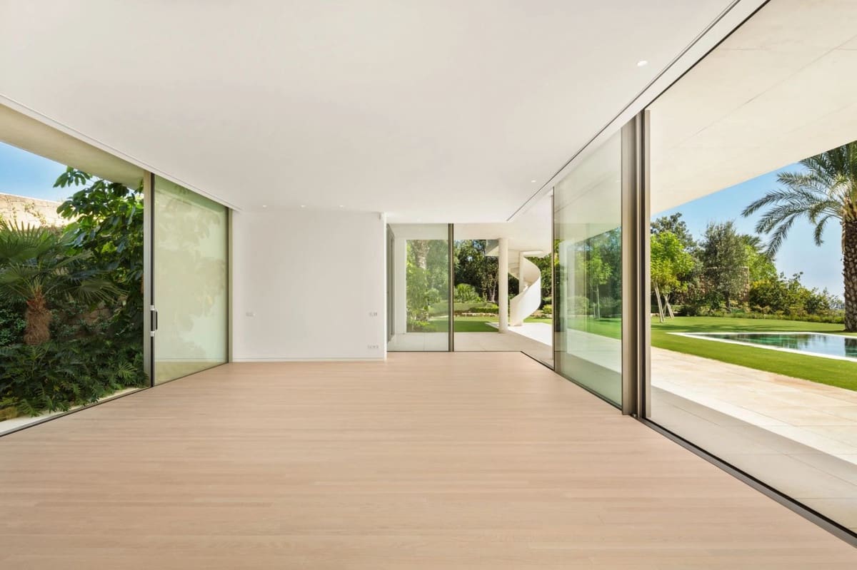 5 slaapkamer Villa te koop in Casares met zwembad - € 8.500.000 (Ref: 8978783)