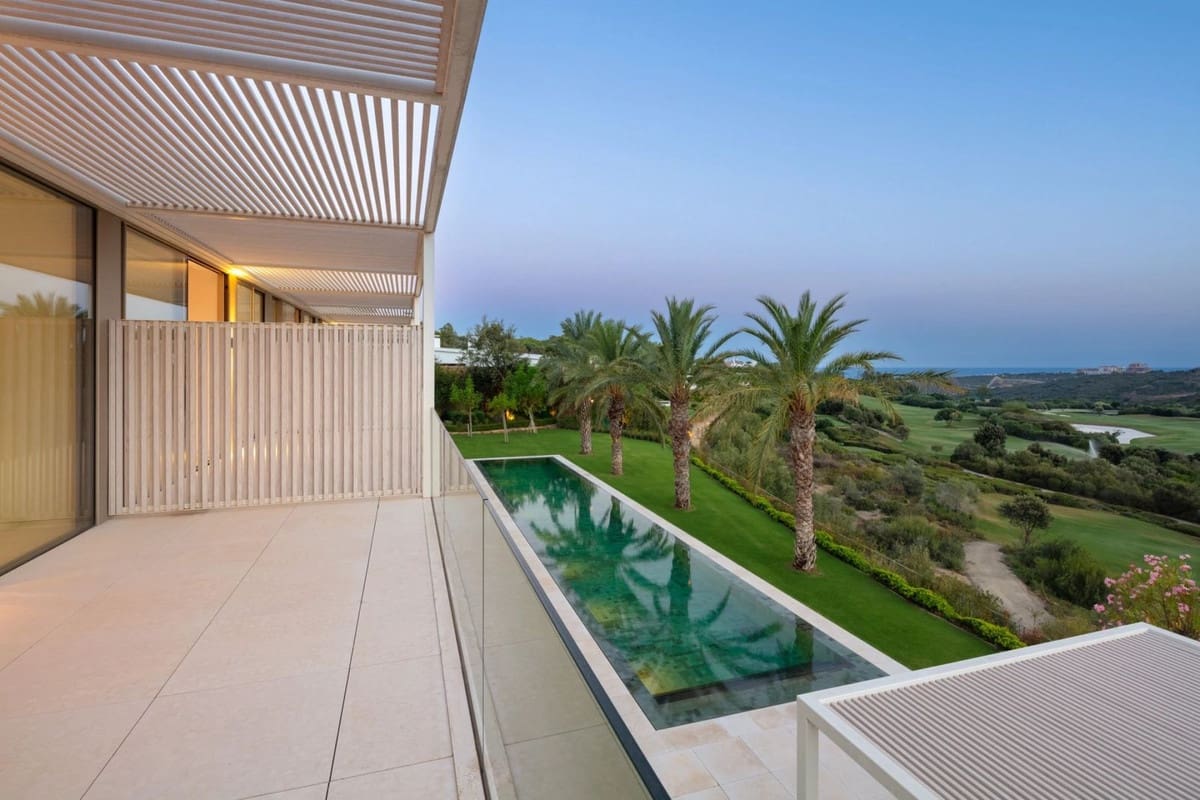 5 slaapkamer Villa te koop in Casares met zwembad - € 8.500.000 (Ref: 8978783)