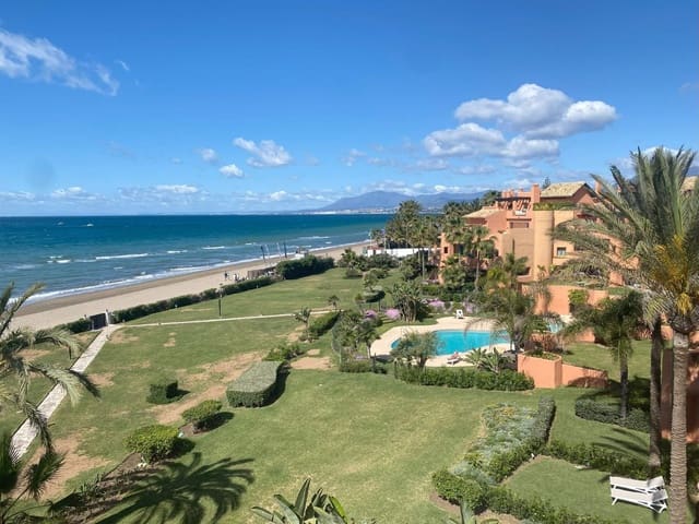 3 soveværelse Penthouse til salg i Los Monteros, Marbella med swimmingpool garage - € 3.950.000 (Ref: 8978797)