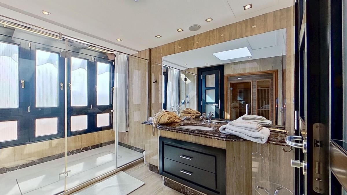 3 soveværelse Penthouse til salg i Los Monteros med swimmingpool garage - € 3.950.000 (Ref: 8978797)