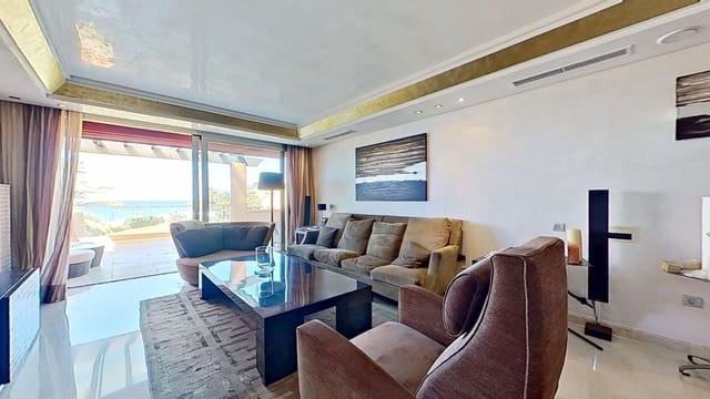 3 soveværelse Penthouse til salg i Los Monteros, Marbella med swimmingpool garage - € 3.950.000 (Ref: 8978797)