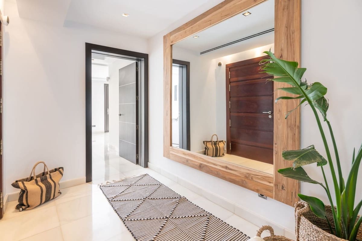 5 sypialnia Willa na sprzedaż w Nueva Andalucia z basenem - 4 500 000 € (Ref: 8978817)