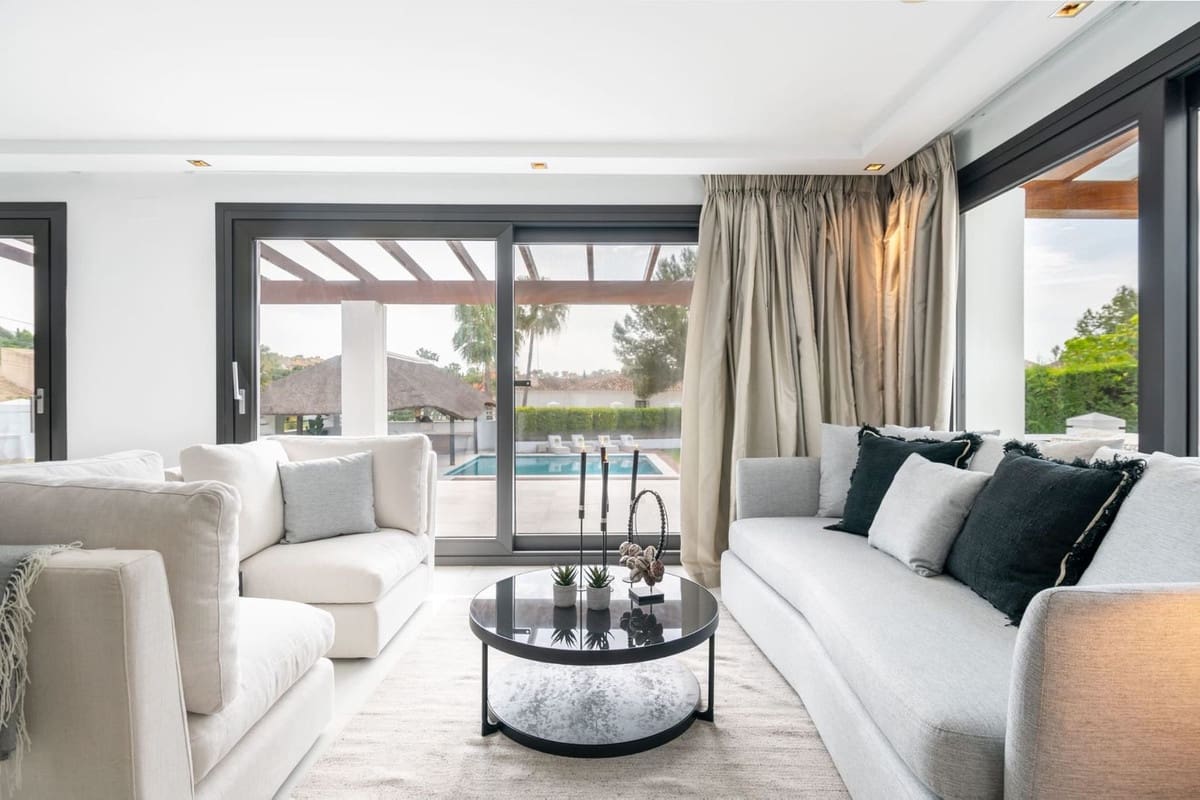 5 sypialnia Willa na sprzedaż w Nueva Andalucia z basenem - 4 500 000 € (Ref: 8978817)