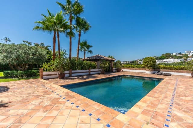 6 bedroom Villa for sale in Las Brisas, Marbella with pool garage - € 3,500,000 (Ref: 8978838)