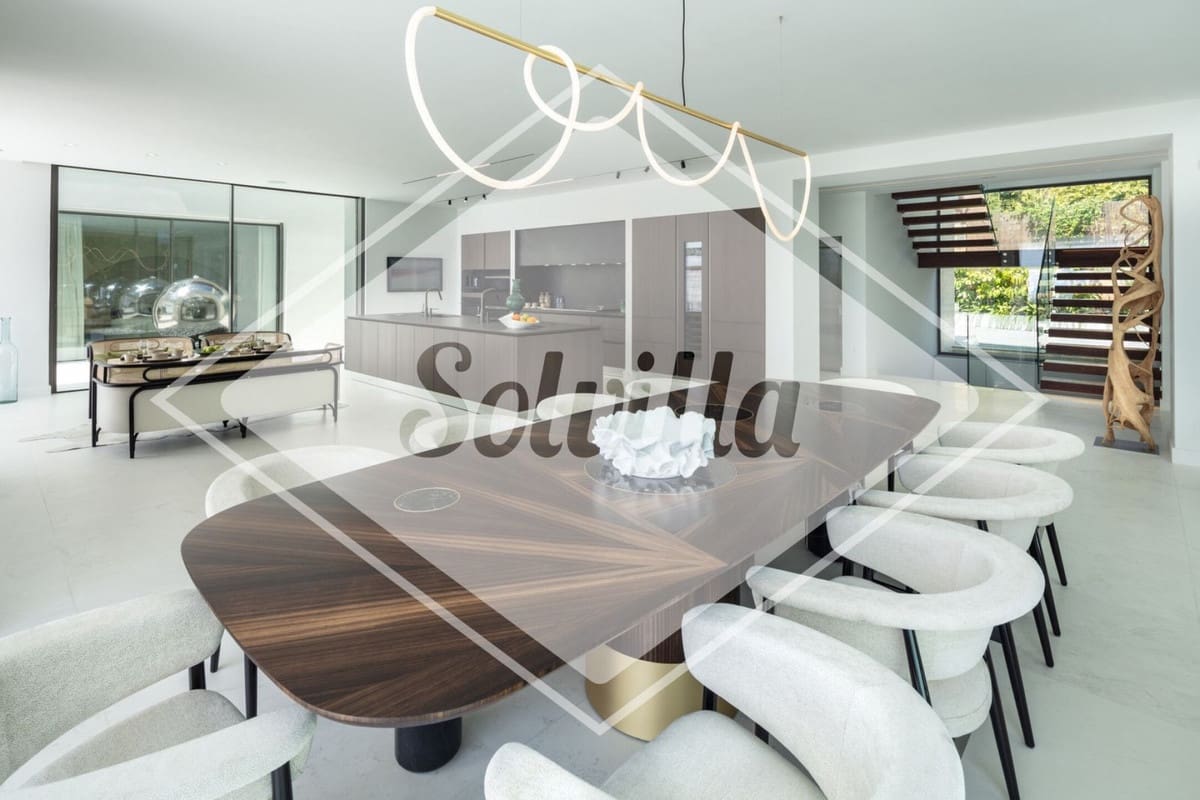 7 chambre Villa/Maison à vendre à Golden Mile avec piscine garage - 18 900 000 € (Ref: 8978845)