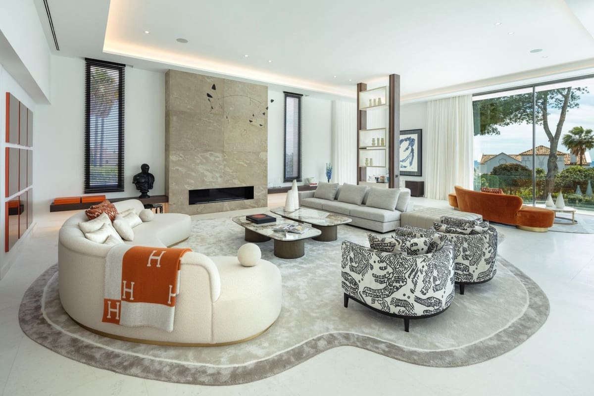 7 chambre Villa/Maison à vendre à Golden Mile avec piscine garage - 18 900 000 € (Ref: 8978845)