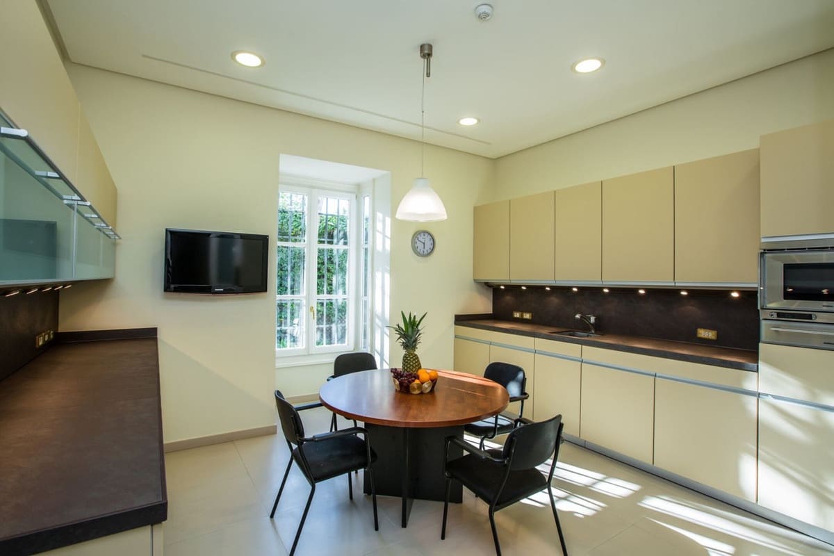 7 soveværelse Villa til salg i Los Monteros med swimmingpool garage - € 10.700.000 (Ref: 8978862)