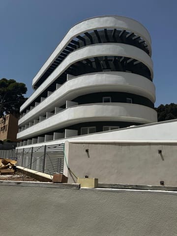 59 soveværelse Hotel til salg i Torremolinos med swimmingpool - € 8.000.000 (Ref: 9038043)