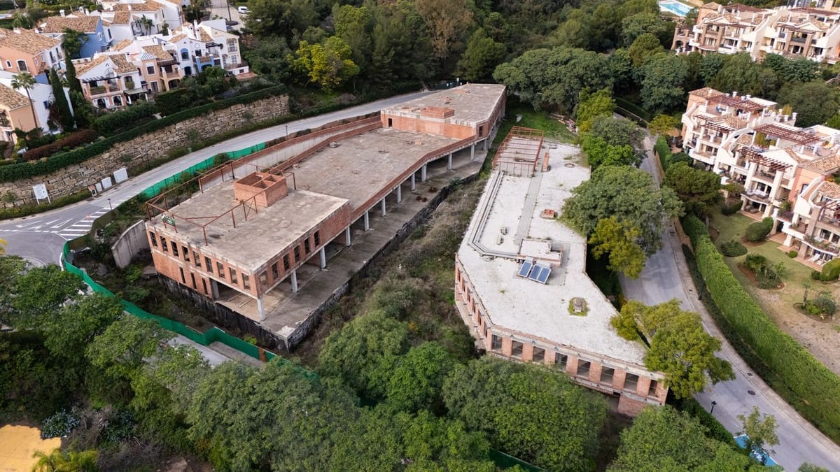 Erhverv til salg i Benahavis - € 10.000.000 (Ref: 9038046)