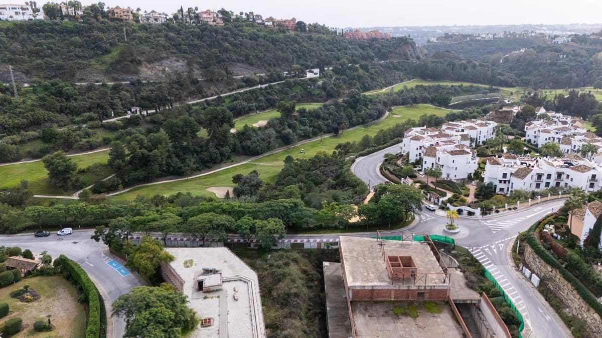 Erhverv til salg i Benahavis - € 10.000.000 (Ref: 9038046)