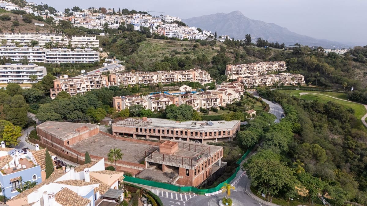 Erhverv til salg i Benahavis - € 10.000.000 (Ref: 9038046)