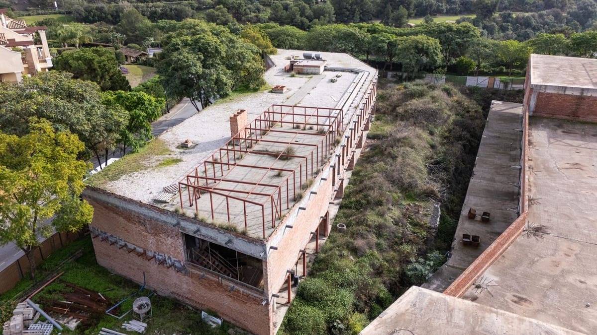 Erhverv til salg i Benahavis - € 10.000.000 (Ref: 9038046)