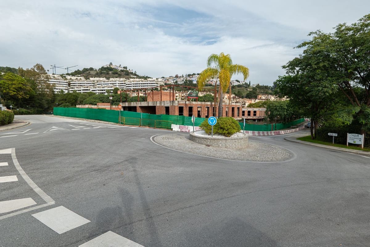 Erhverv til salg i Benahavis - € 10.000.000 (Ref: 9038046)
