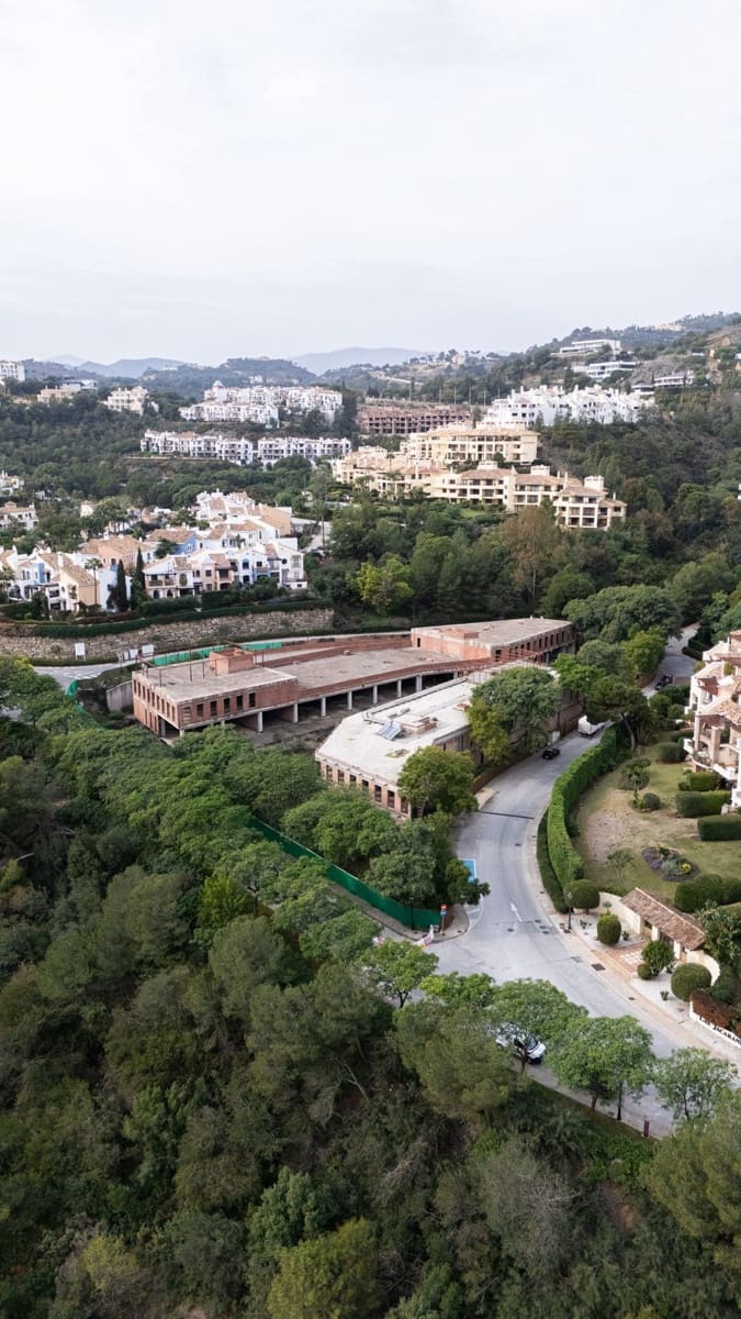 Erhverv til salg i Benahavis - € 10.000.000 (Ref: 9038046)