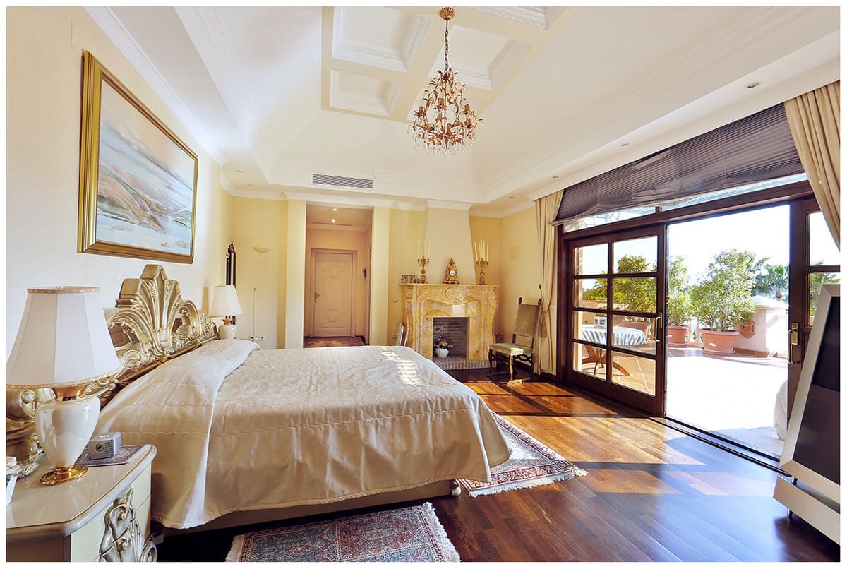 6 soverom Villa til salgs i Nueva Andalucia med svømmebasseng - € 8 500 000 (Ref: 9038066)