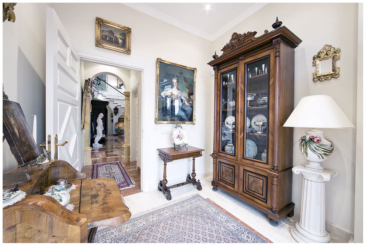 6 soverom Villa til salgs i Nueva Andalucia med svømmebasseng - € 8 500 000 (Ref: 9038066)