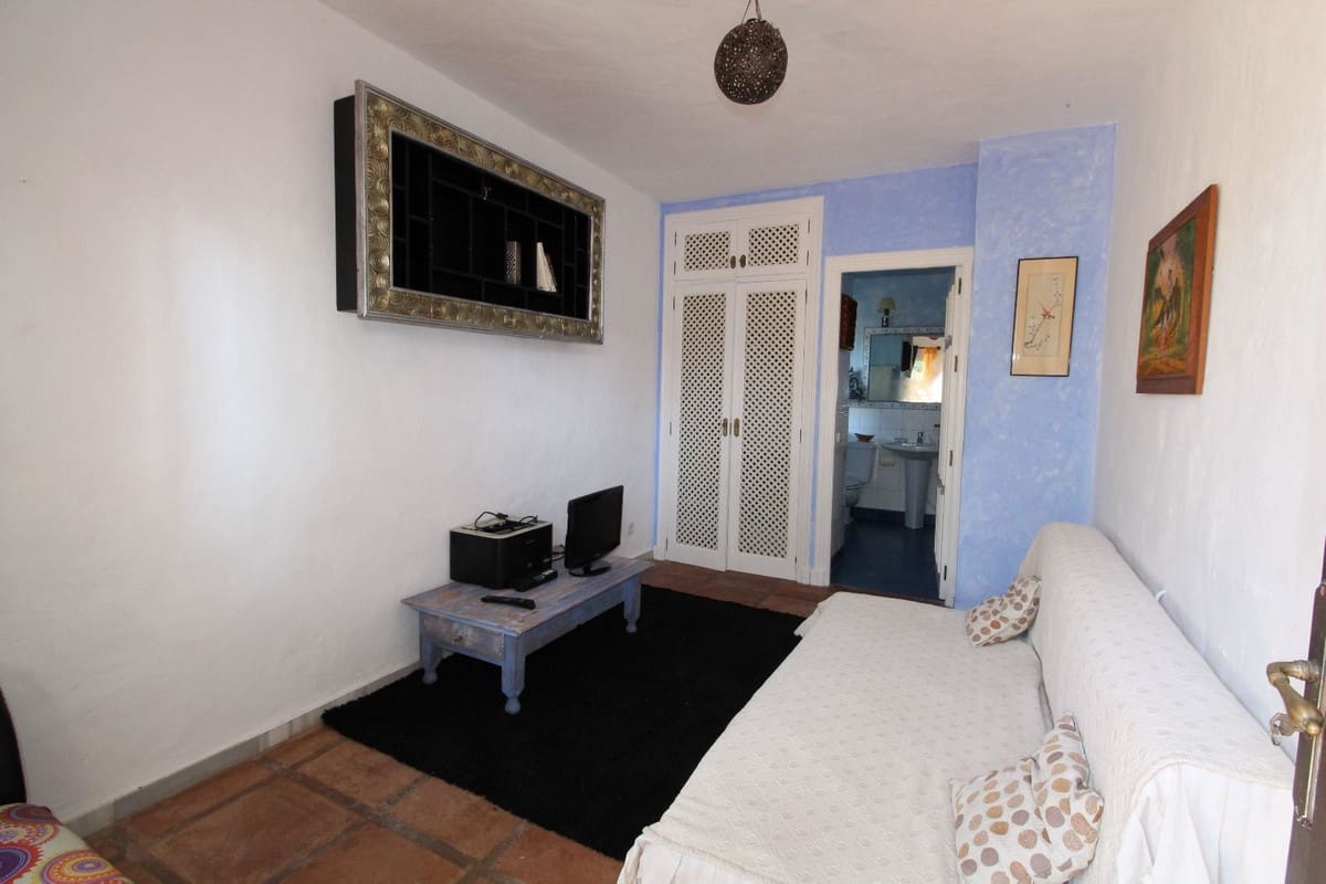 4 soverom Villa til salgs i Marbella med svømmebasseng garasje - € 3 000 000 (Ref: 9038078)