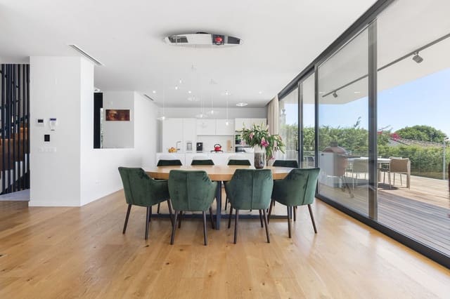 6 soverom Villa til salgs i Costabella, Marbella med svømmebasseng garasje - € 3 100 000 (Ref: 9038085)