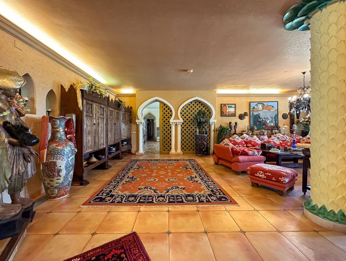 9 sypialnia Willa na sprzedaż w Cerro del Aguila z basenem - 7 000 000 € (Ref: 9038087)