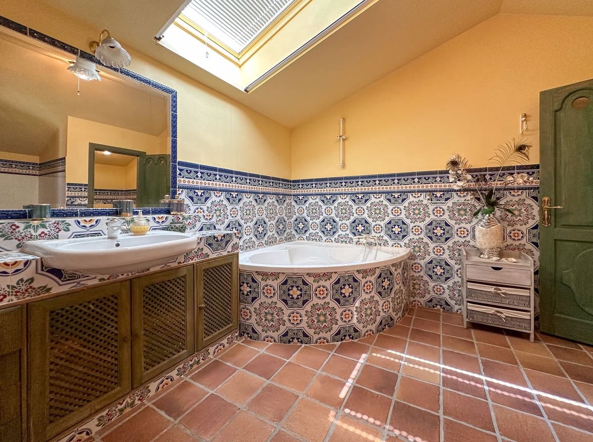 9 sypialnia Willa na sprzedaż w Cerro del Aguila z basenem - 7 000 000 € (Ref: 9038087)