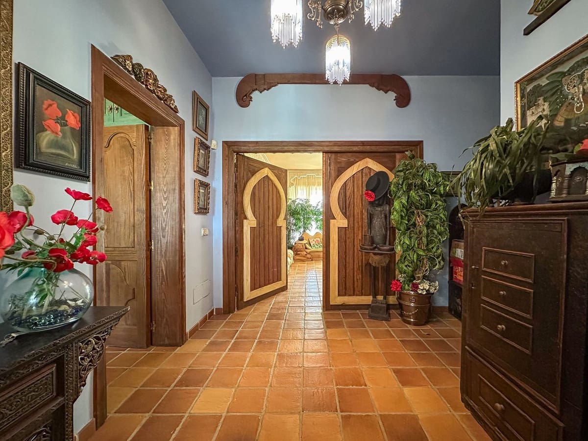 9 sypialnia Willa na sprzedaż w Cerro del Aguila z basenem - 7 000 000 € (Ref: 9038087)