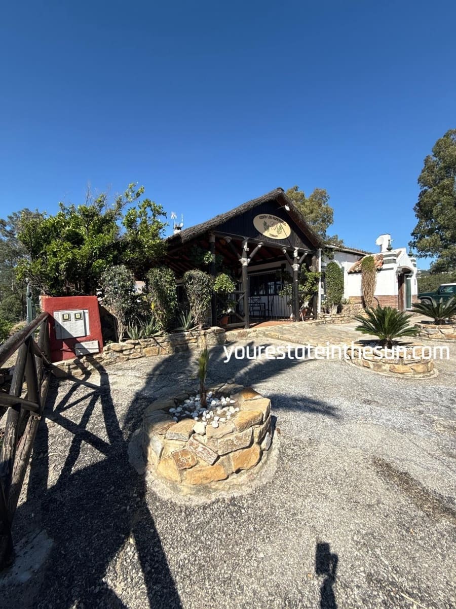 4 soveværelse Restaurant/Bar til salg i Benahavis med swimmingpool - € 6.900.000 (Ref: 9038088)