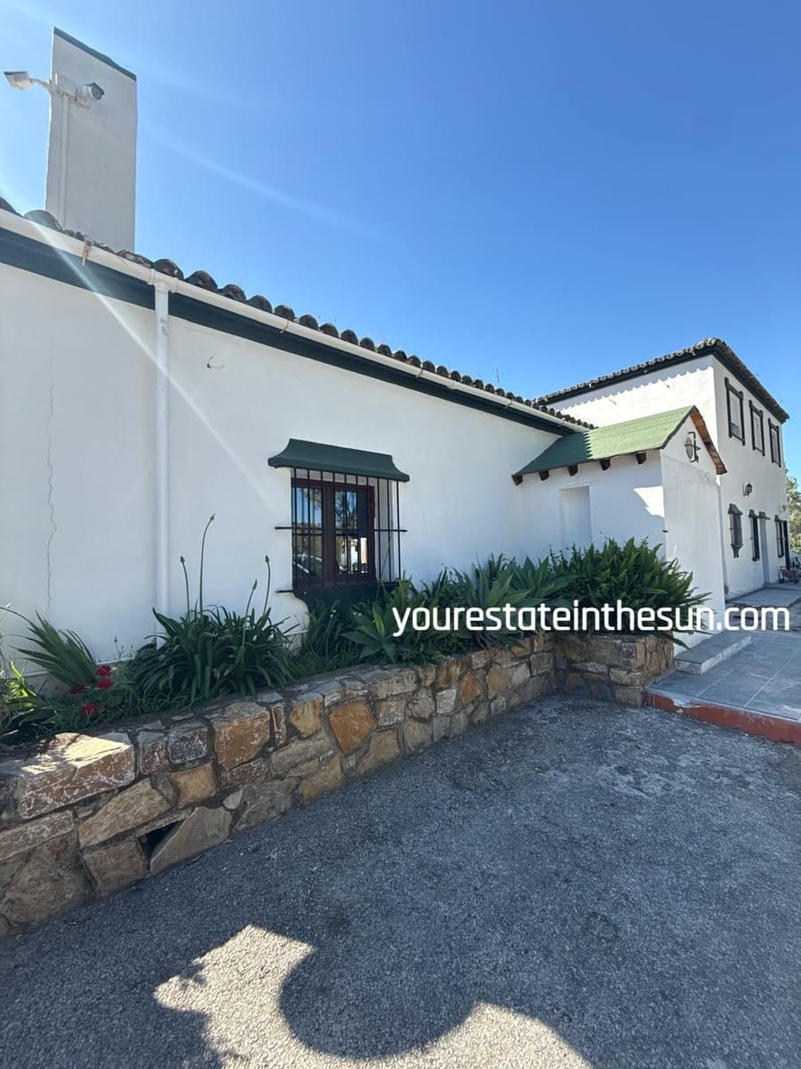 4 soveværelse Restaurant/Bar til salg i Benahavis med swimmingpool - € 6.900.000 (Ref: 9038088)