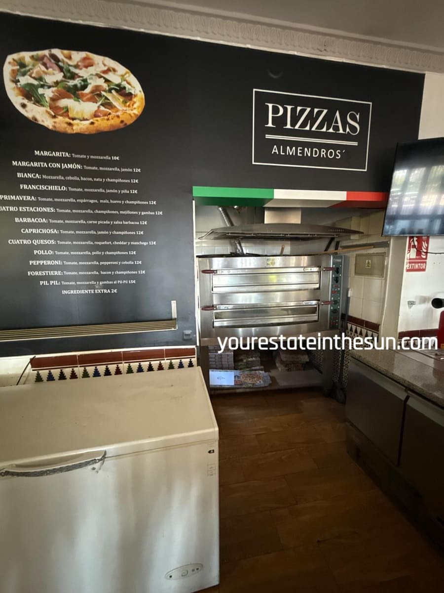 4 soveværelse Restaurant/Bar til salg i Benahavis med swimmingpool - € 6.900.000 (Ref: 9038088)