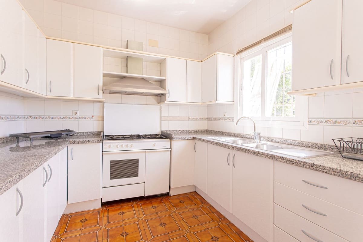 8 camera da letto Villa in vendita in Nueva Andalucia con piscina - 3.500.000 € (Rif: 9038099)