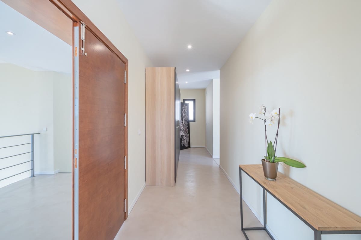 6 soveværelse Villa til salg i Benahavis med swimmingpool - € 4.250.000 (Ref: 9038103)