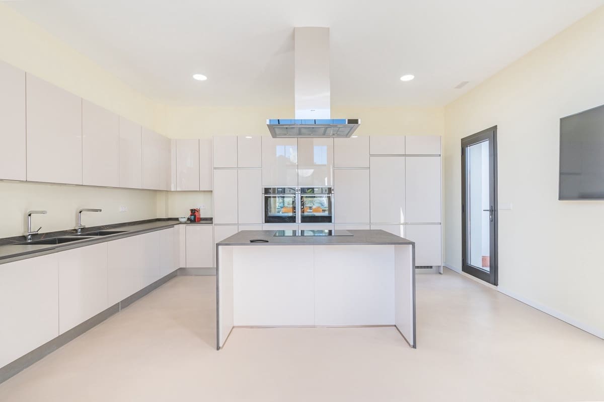 6 soveværelse Villa til salg i Benahavis med swimmingpool - € 4.250.000 (Ref: 9038103)