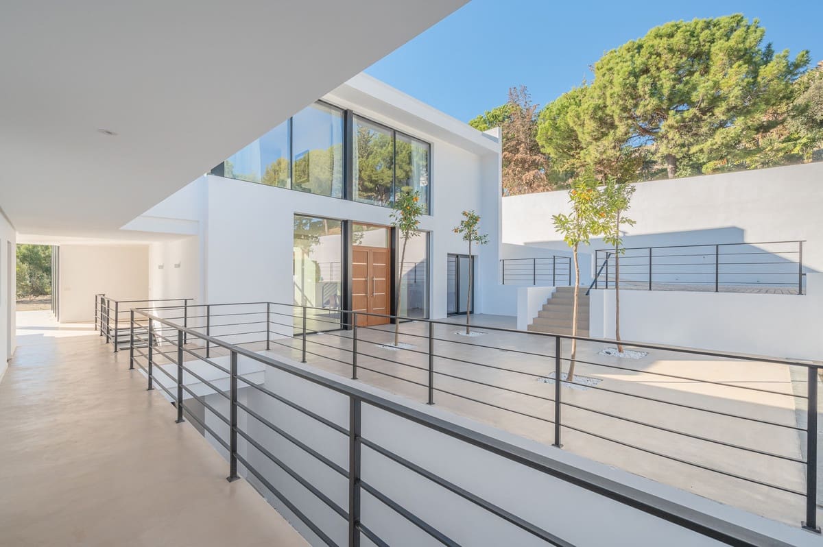 6 soveværelse Villa til salg i Benahavis med swimmingpool - € 4.250.000 (Ref: 9038103)