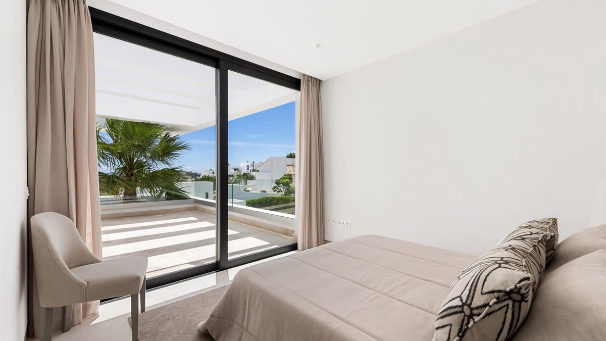 5 slaapkamer Villa te koop in Benahavis met zwembad - € 4.995.000 (Ref: 9038110)