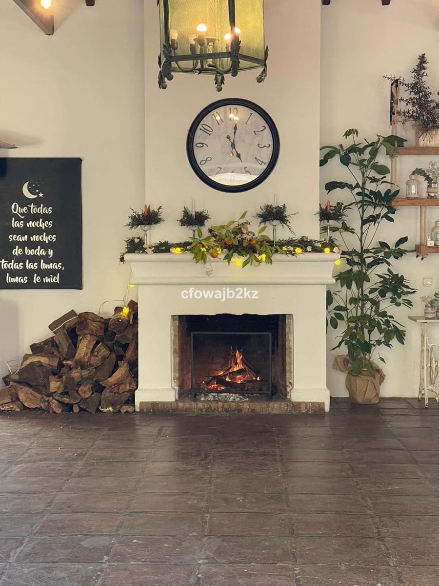 Kommersiell til salgs i Pueblo Nuevo de Guadiaro - € 3 500 000 (Ref: 9038114)