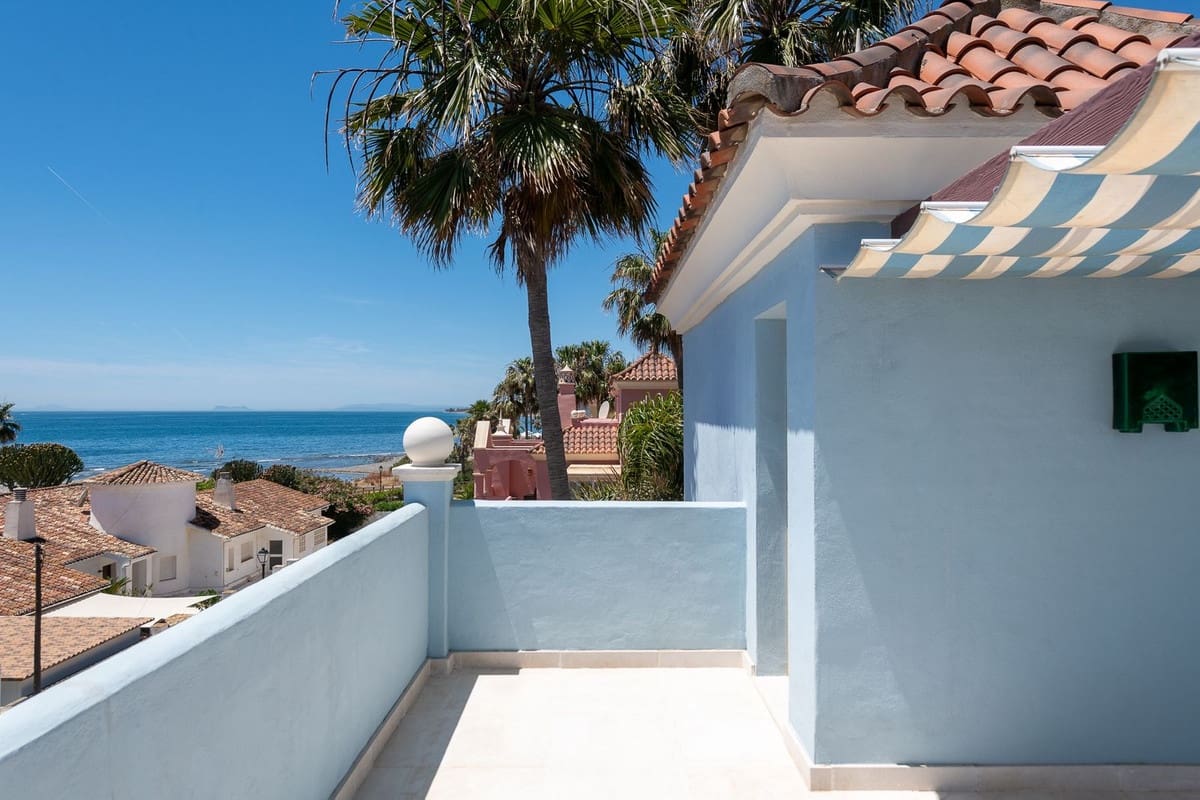 6 soverom Villa til salgs i Marbella med svømmebasseng garasje - € 4 200 000 (Ref: 9038117)