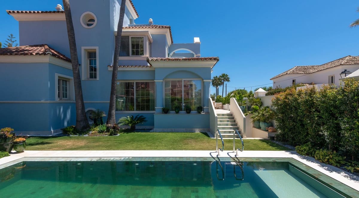 6 soverom Villa til salgs i Marbella med svømmebasseng garasje - € 4 200 000 (Ref: 9038117)