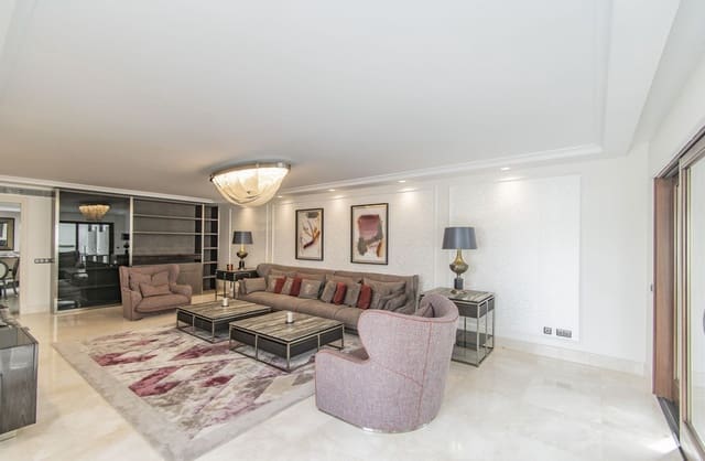 5 quarto Penthouse para venda em Centro, Estepona com piscina garagem - 5 950 000 € (Ref: 9038127)