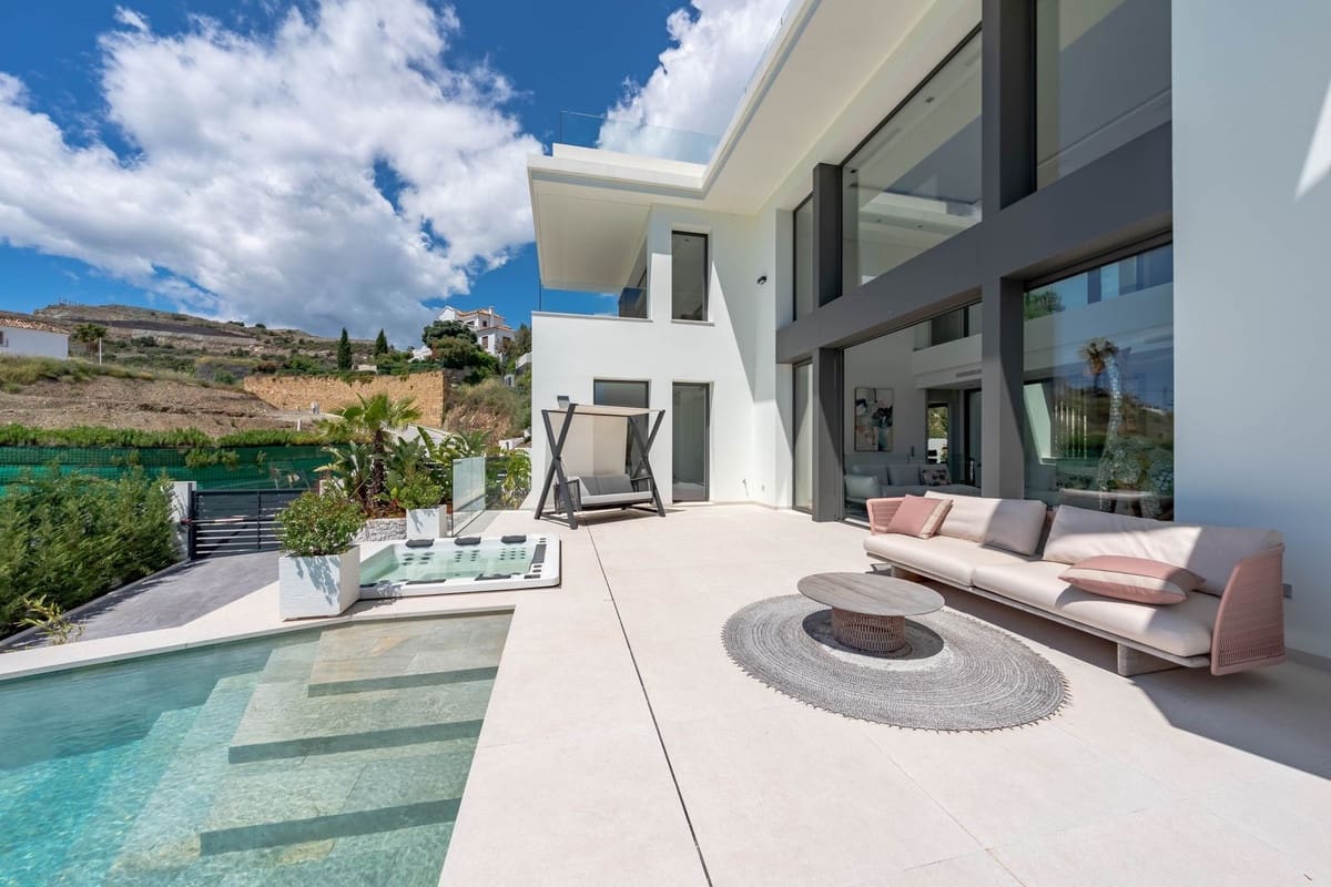 5 camera da letto Villa in vendita in La Quinta con piscina garage - 4.950.000 € (Rif: 9038129)