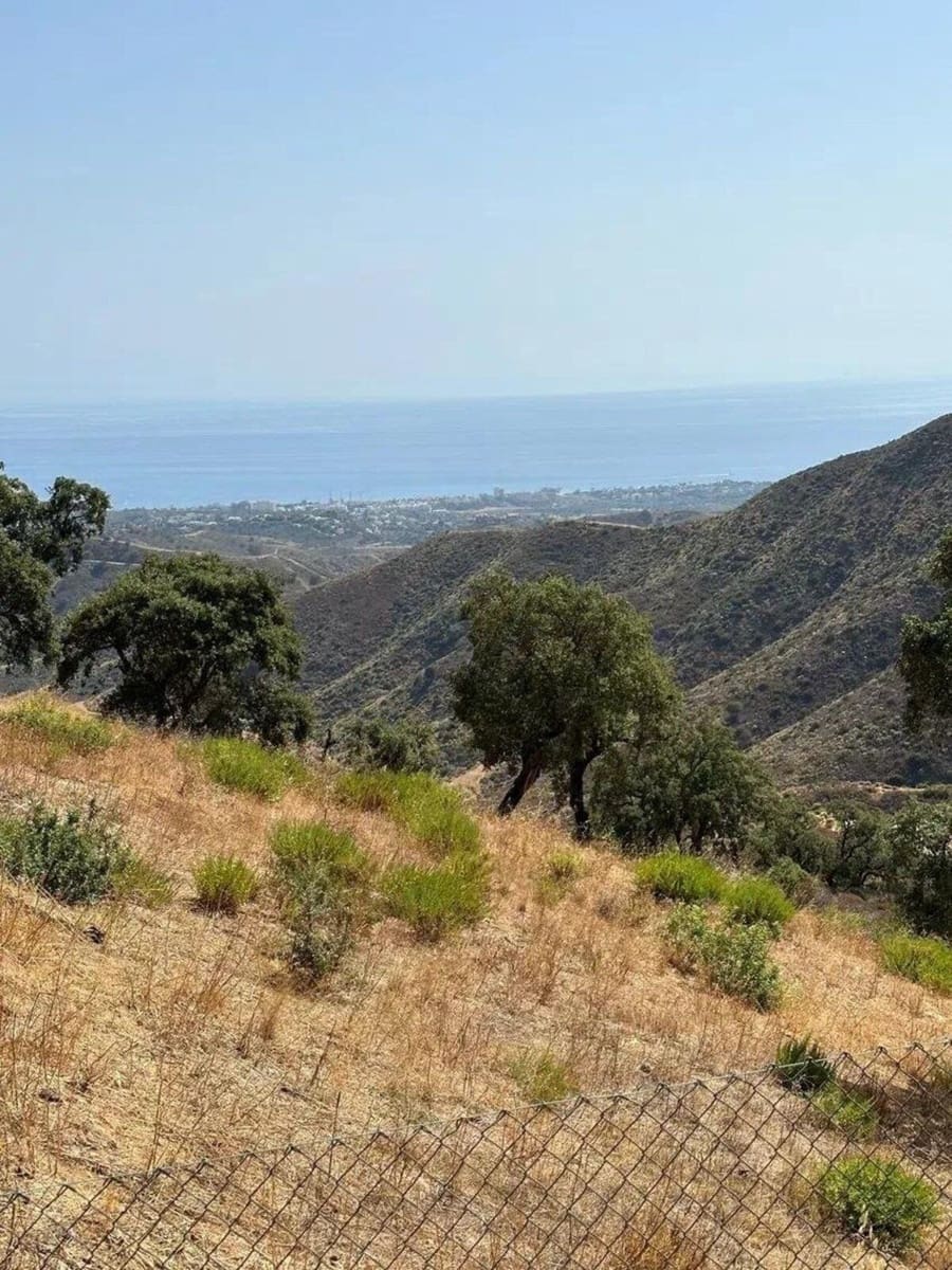 9 soverom Villa til salgs i La Mairena med svømmebasseng garasje - € 12 500 000 (Ref: 9038138)