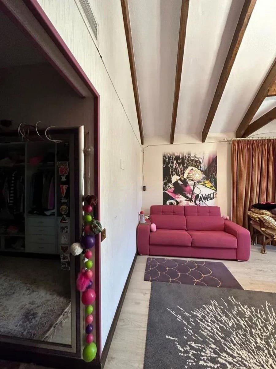 9 soverom Villa til salgs i La Mairena med svømmebasseng garasje - € 12 500 000 (Ref: 9038138)