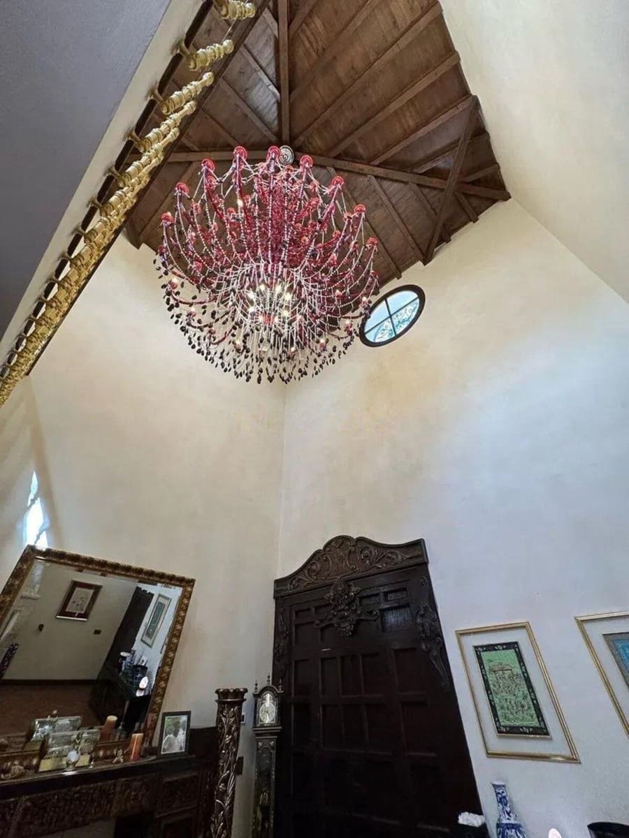 9 soverom Villa til salgs i La Mairena med svømmebasseng garasje - € 12 500 000 (Ref: 9038138)